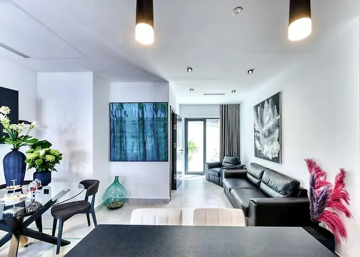 Appartamento One B With Heated Private Pool Ragusa