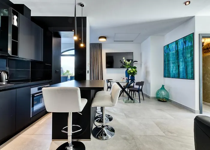 One B With Heated Private Pool Appartamento *