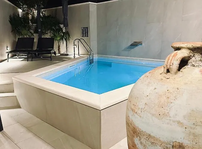 One B With Heated Private Pool * Ragusa