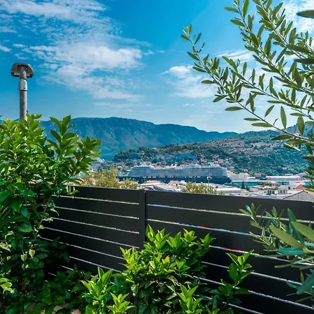 Apartment One B With Heated Private Pool *