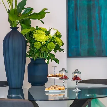 One B With Heated Private Pool Apartamento *