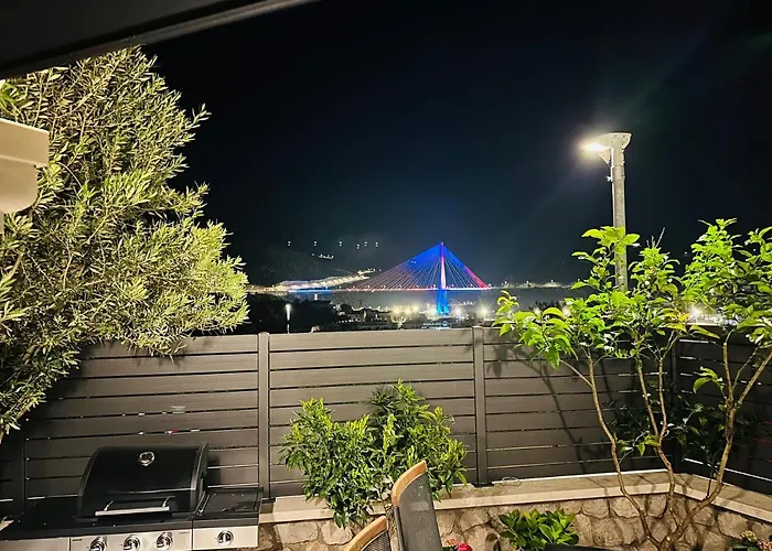 One B With Heated Private Pool Appartement *