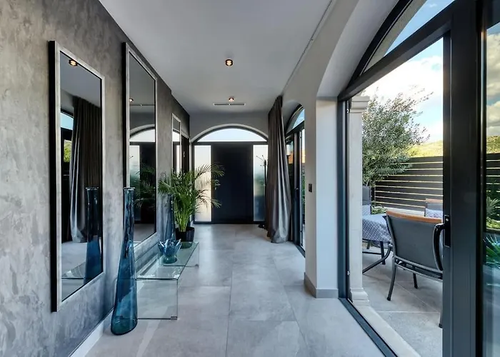 One B With Heated Private Pool * Dubrovnik