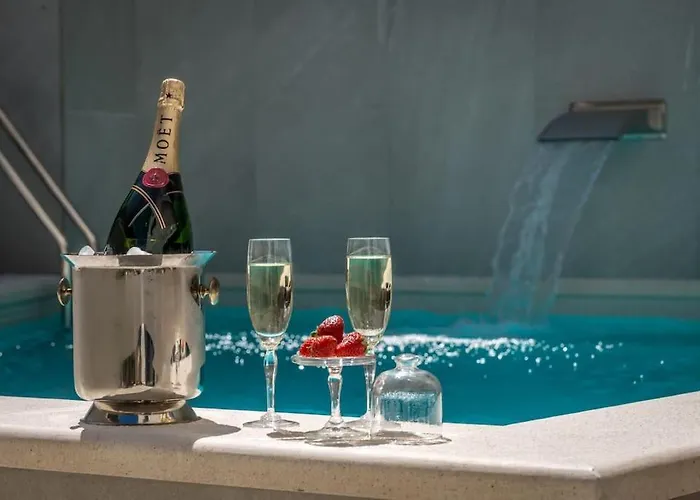 Apartment One B With Heated Private Pool *