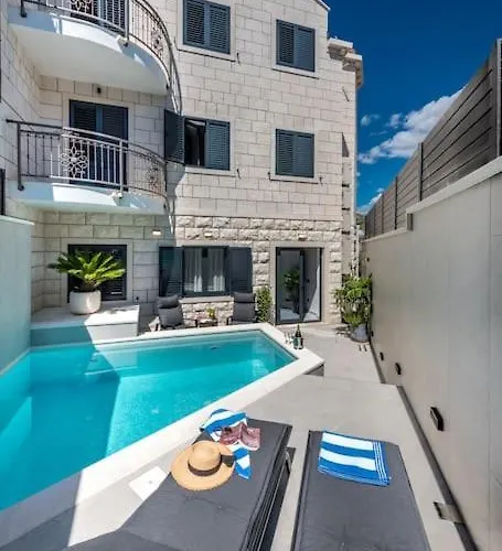 Apartment One B With Heated Private Pool Dubrovnik