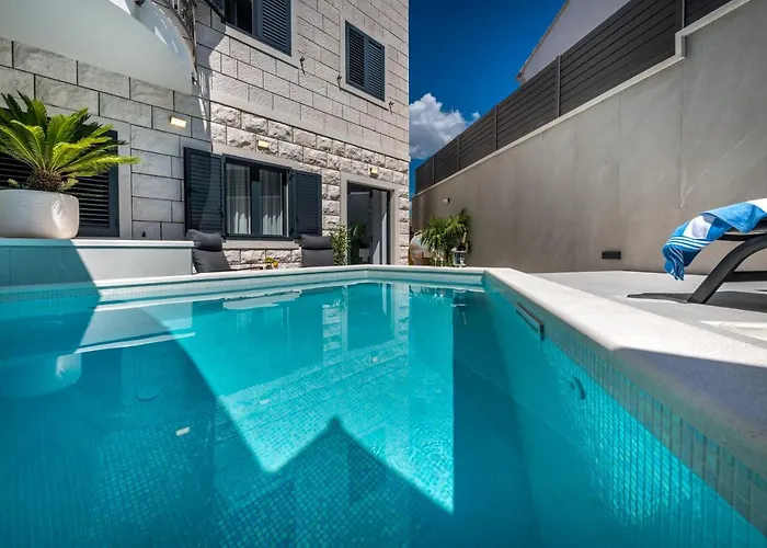 One B With Heated Private Pool * Dubrovnik